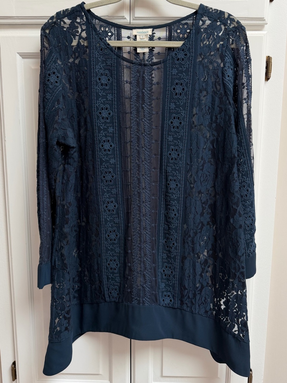Sundance Navy Blue Lace Sheer 3/4 Sleeve Top Size Large